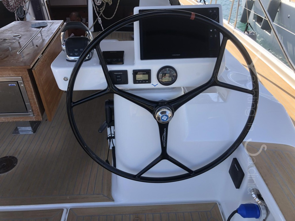 Yacht DUFOUR - 56 Exclusive "Silente"