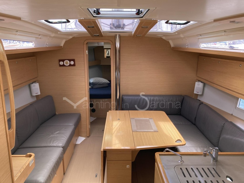 Yacht DUFOUR - 390 Grand Large "Molesta"