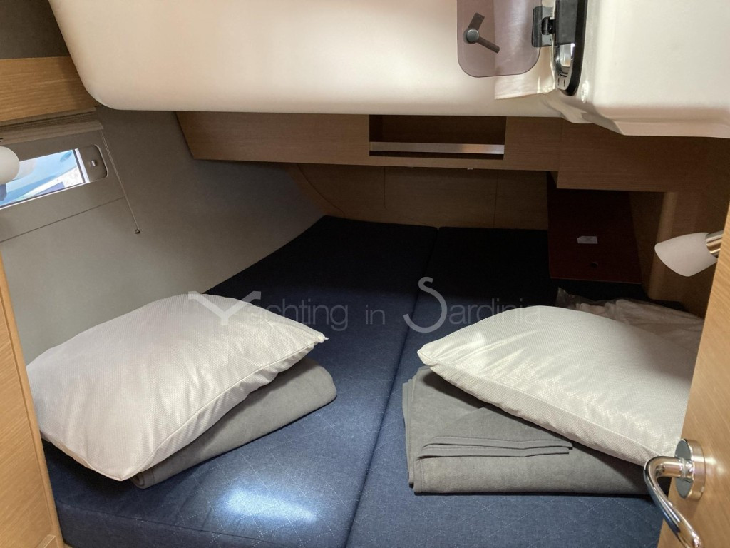 Yacht DUFOUR - 390 Grand Large "Molesta"