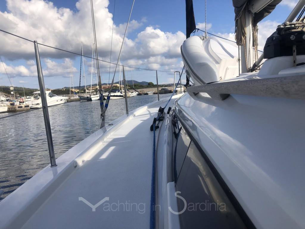 Yacht DUFOUR - 390 Grand Large "Molesta"