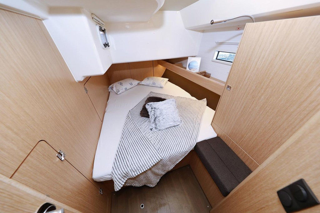 Yacht BAVARIA - Cruiser 46 "Sirius"