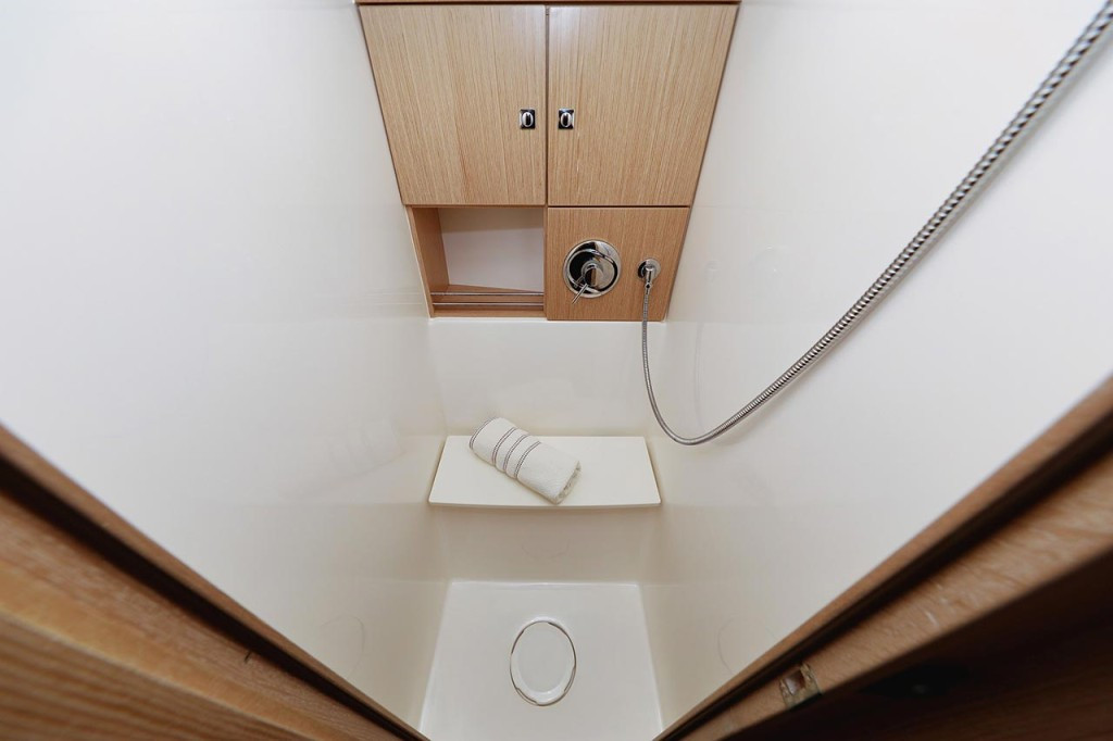 Yacht BAVARIA - Cruiser 46 "Sirius"