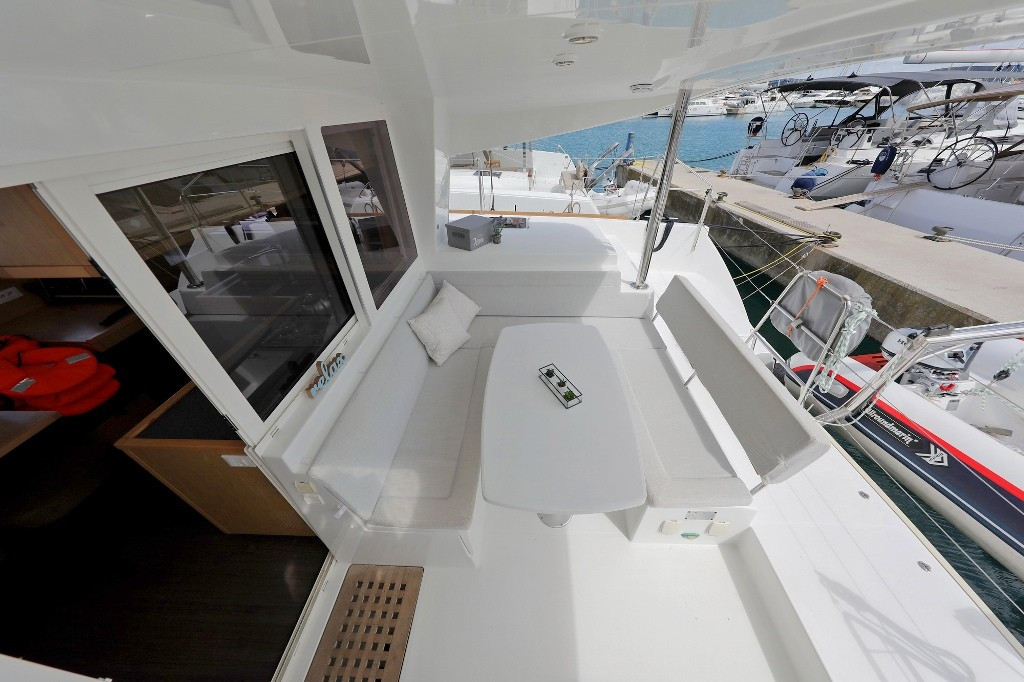 Yacht LAGOON - 400 S2 "Maja V"
