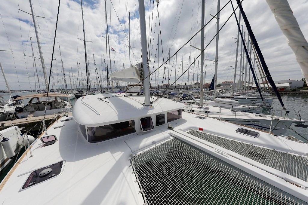 Yacht LAGOON - 400 S2 "Maja V"