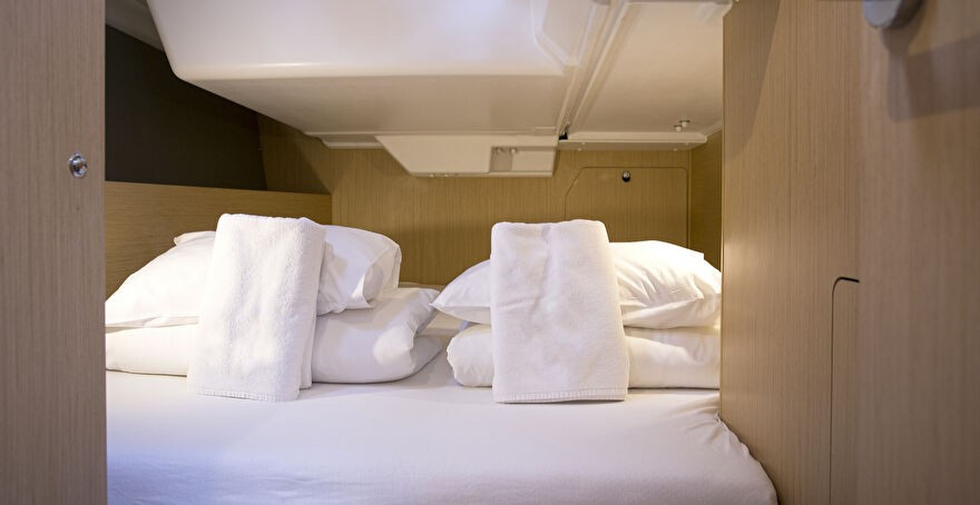 Yacht BENETEAU - Oceanis 38.1 "Bellagio"