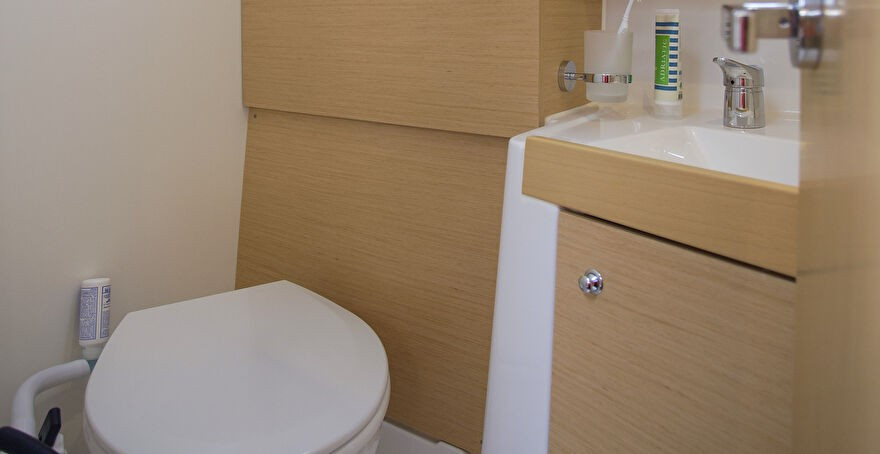 Yacht BENETEAU - Oceanis 38.1 "Bellagio"