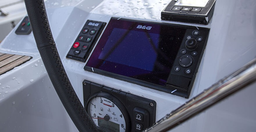 Yacht BENETEAU - Oceanis 38.1 "Bellagio"