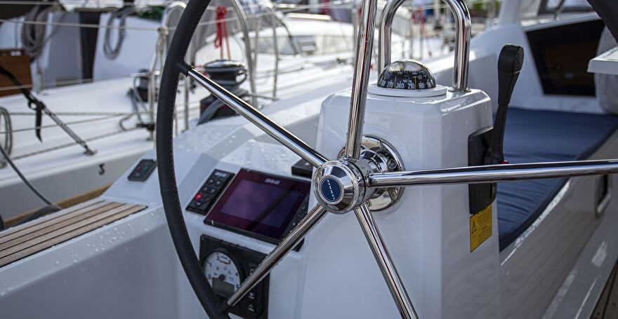 Yacht BENETEAU - Oceanis 38.1 "Bellagio"