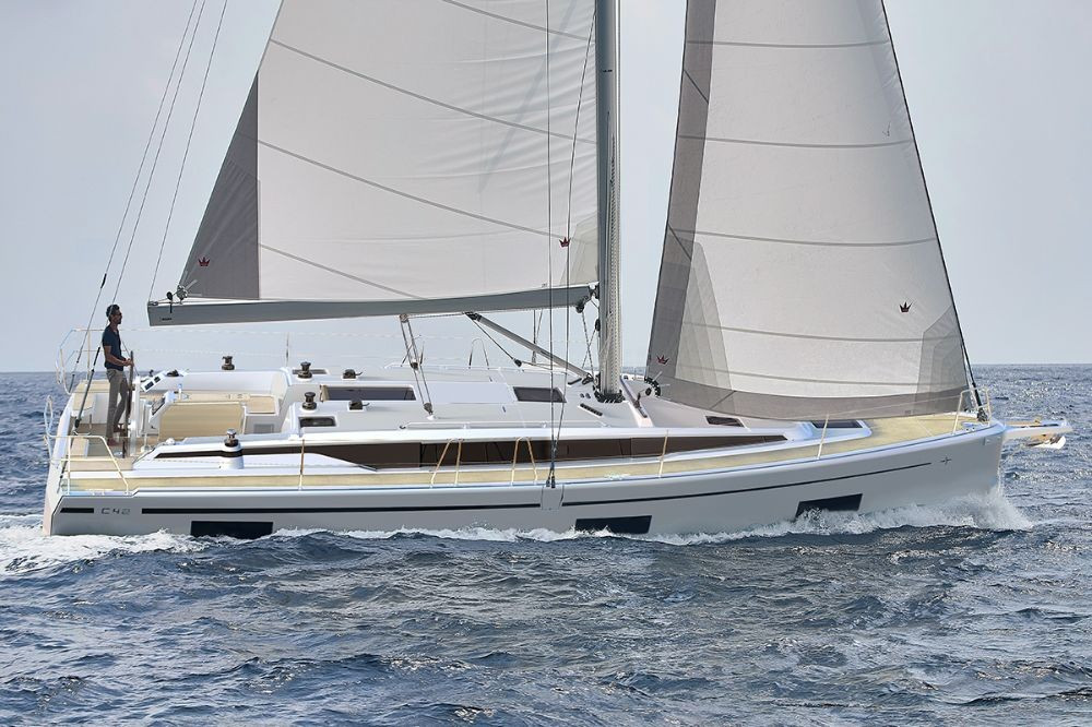 Yacht BAVARIA - C42 "Nola"