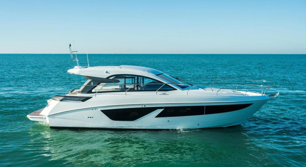 Yacht BENETEAU - Gran Turismo 41 "Star Treck"