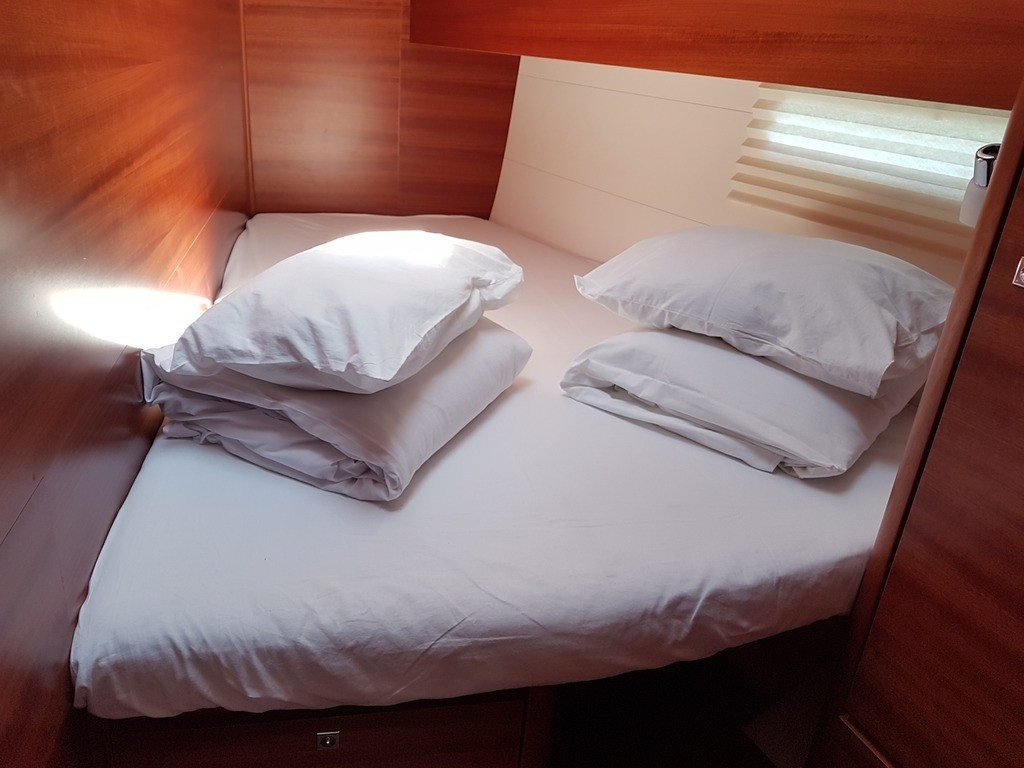 Yacht DUFOUR - 460 Grand Large "Cygnus"