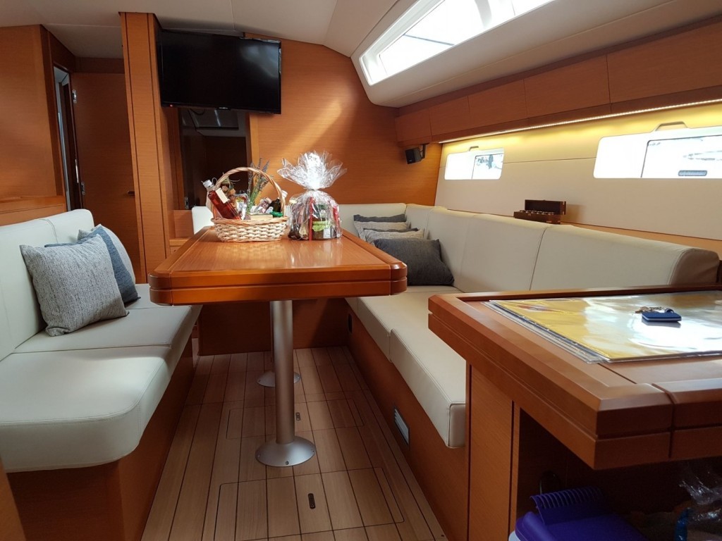 Yacht JEANNEAU - 54 "Blue Dream"