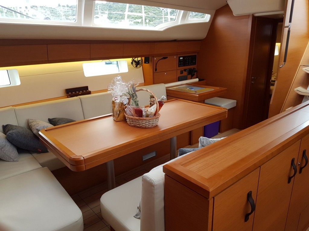 Yacht JEANNEAU - 54 "Blue Dream"