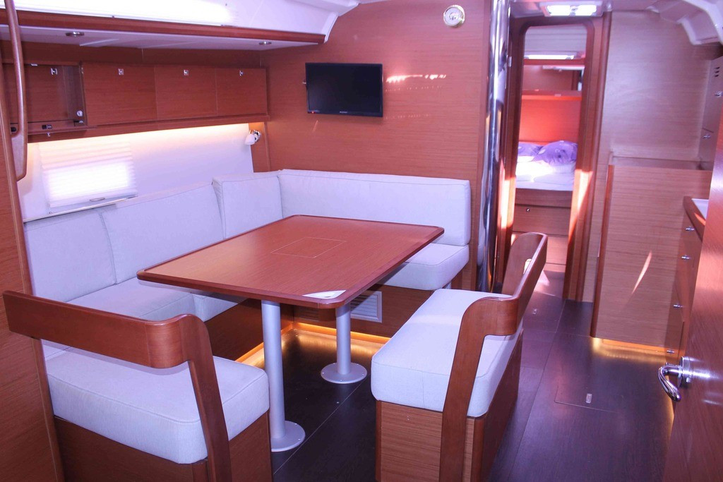 Yacht DUFOUR - 430 Grand Large "Marlera"