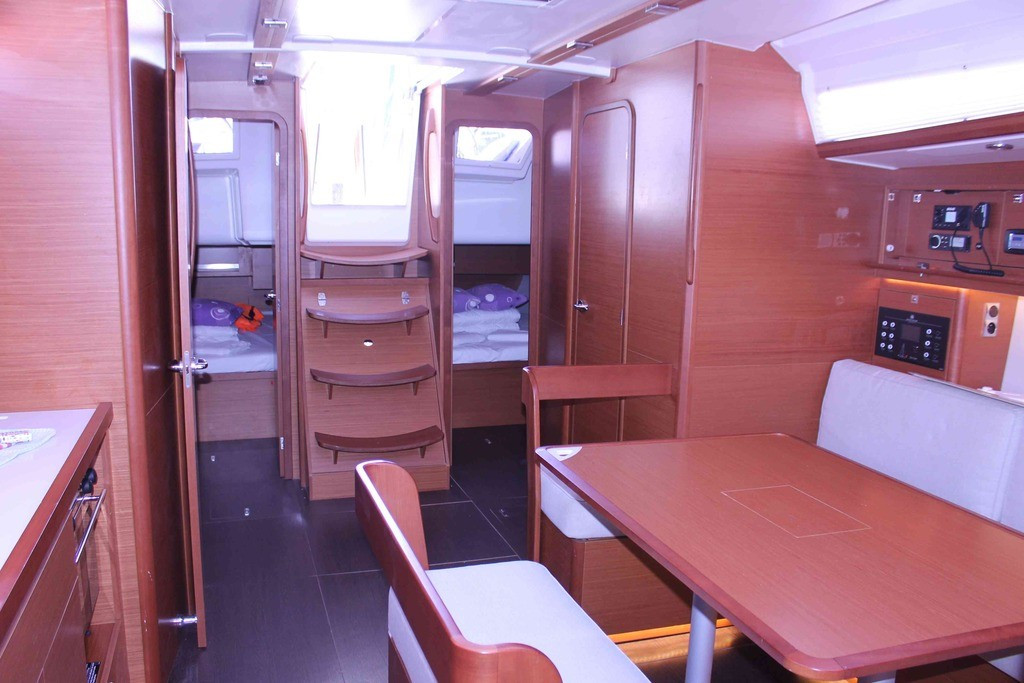 Yacht DUFOUR - 430 Grand Large "Marlera"