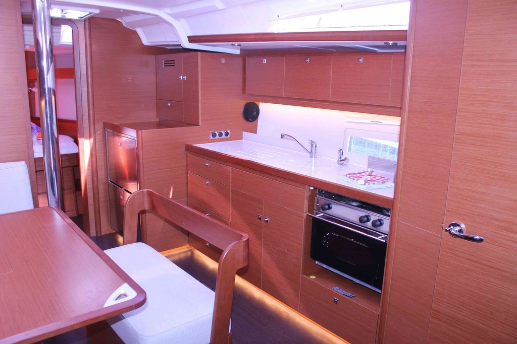 Yacht DUFOUR - 430 Grand Large "Marlera"