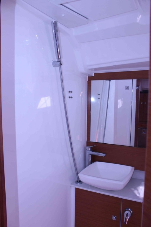 Yacht DUFOUR - 430 Grand Large "Marlera"