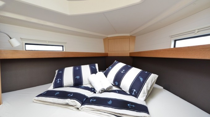Yacht BAVARIA - Cruiser 37 "Prima"