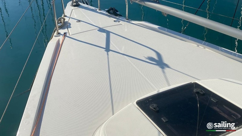 Yacht MORE - 40 "Black Widow"