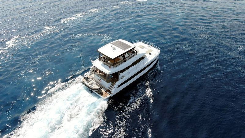 Yacht FOUNTAINE PAJOT - MY 44 "Alpha Centauri"