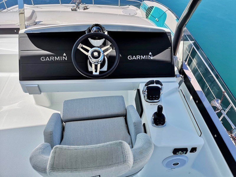 Yacht FOUNTAINE PAJOT - MY 44 "Alpha Centauri"