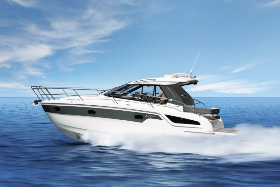 Yacht BAVARIA - S33 HT "Smiley"