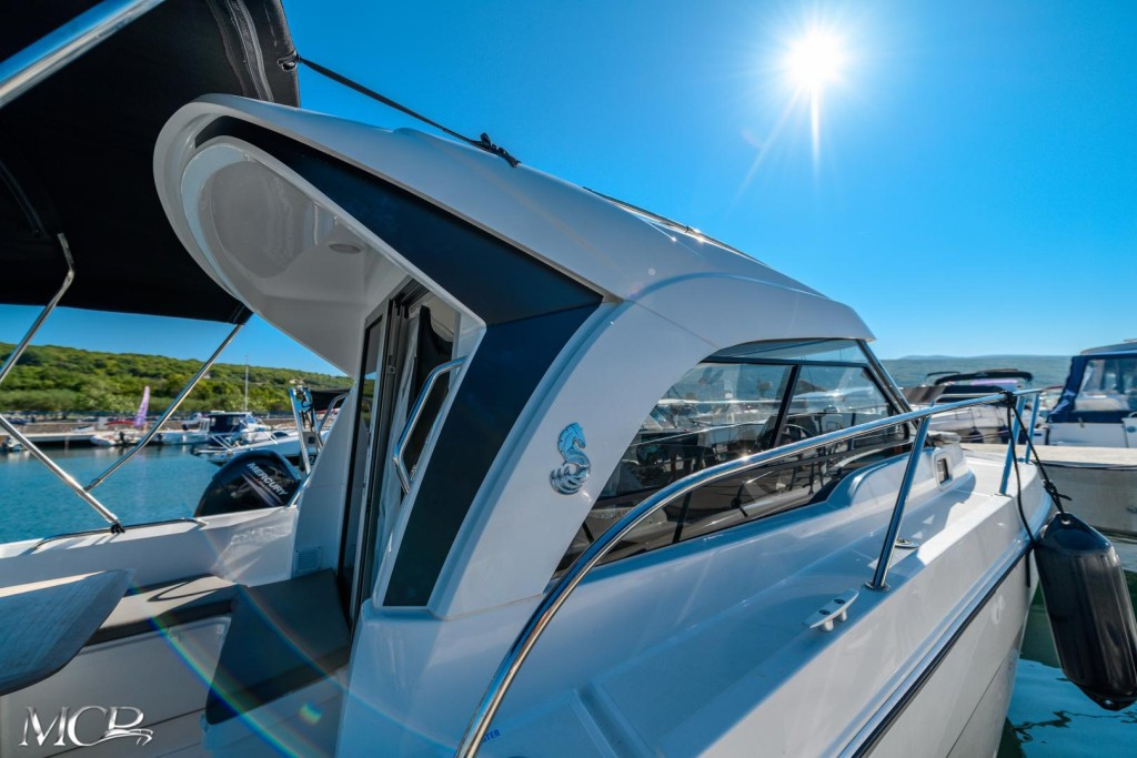 Yacht BENETEAU - Antares 8 OB "450 KK"