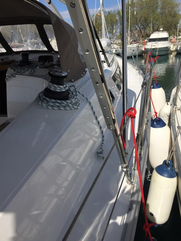 Yacht BAVARIA - Cruiser 41 "Yvonne"