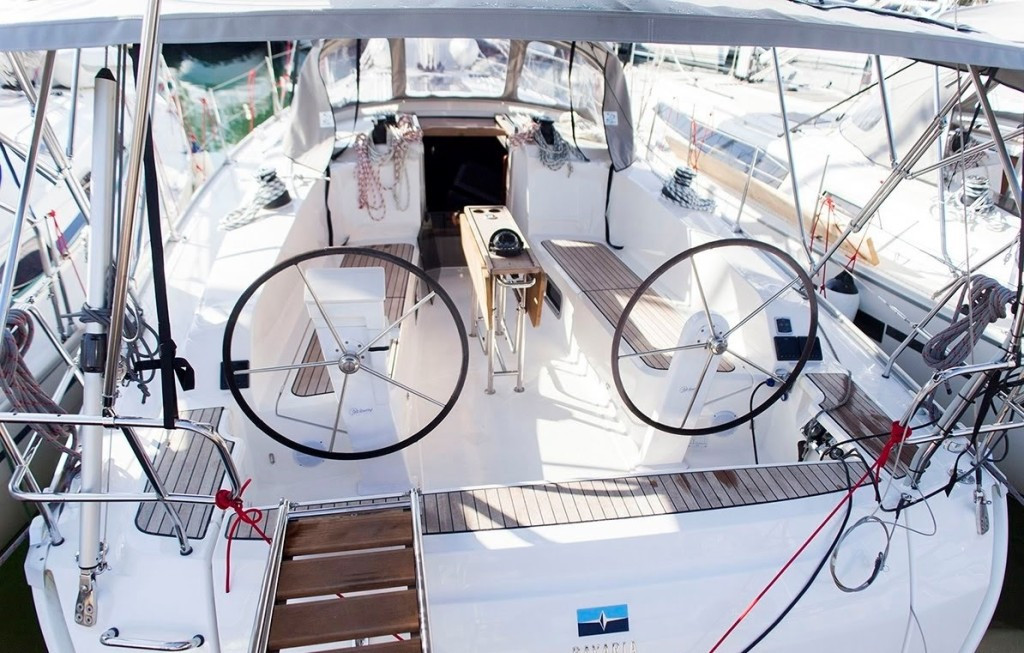 Yacht BAVARIA - Cruiser 41 "Yvonne"