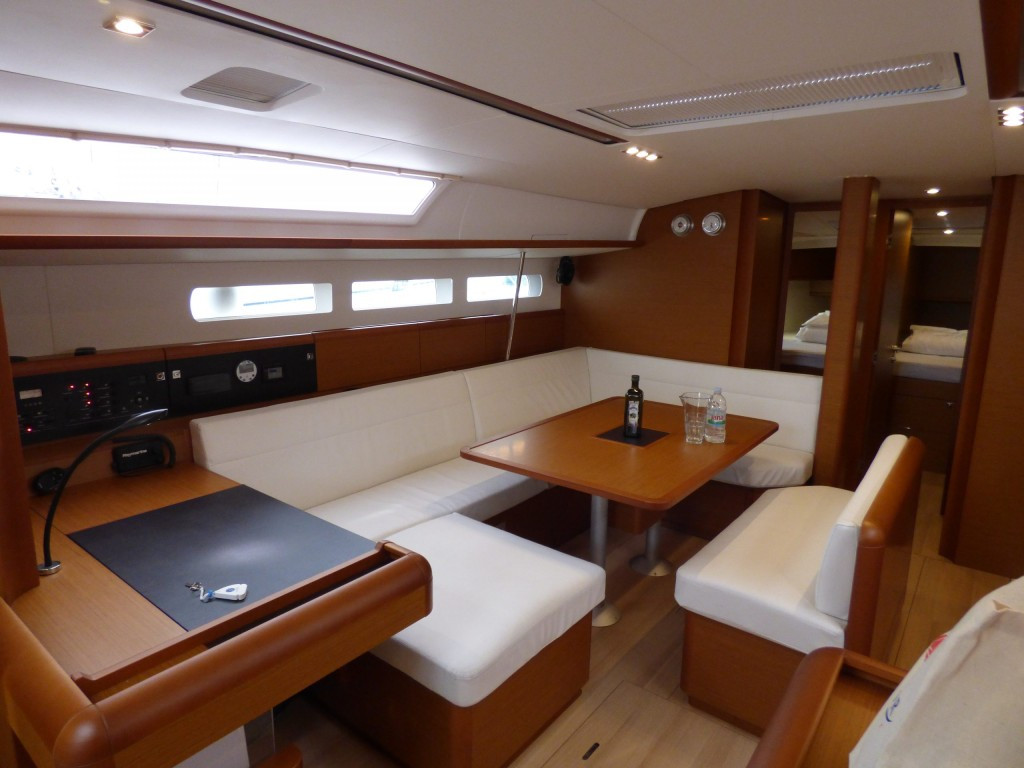 Yacht JEANNEAU - Sun Odyssey 519 "Geronimo"