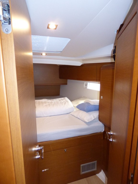 Yacht JEANNEAU - Sun Odyssey 519 "Geronimo"