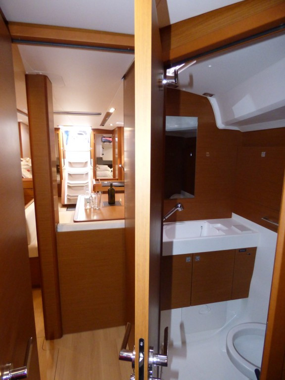 Yacht JEANNEAU - Sun Odyssey 519 "Geronimo"