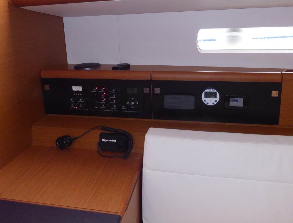 Yacht JEANNEAU - Sun Odyssey 519 "Geronimo"