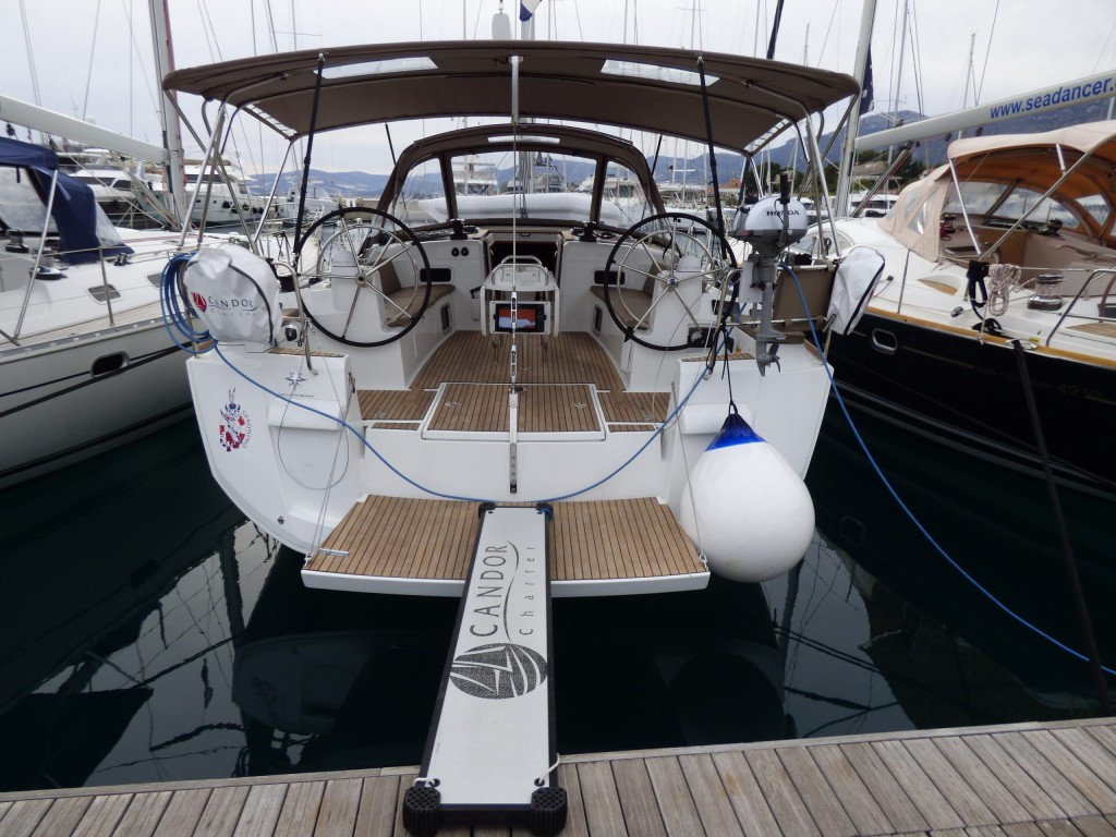 Yacht JEANNEAU - Sun Odyssey 519 "Geronimo"