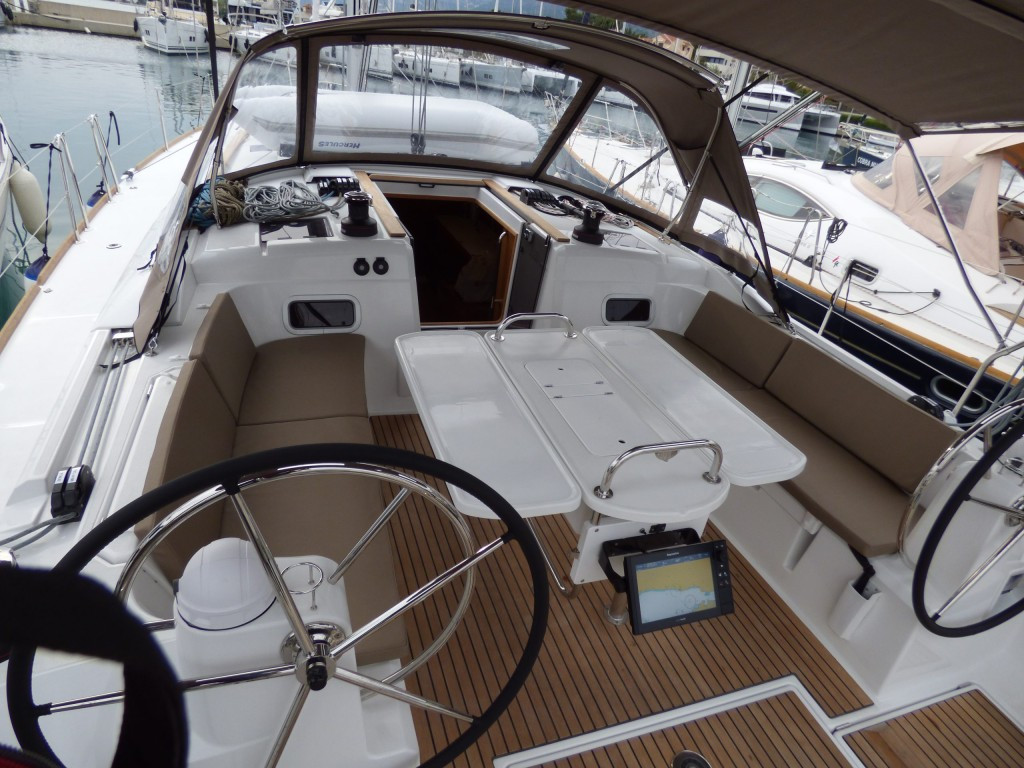 Yacht JEANNEAU - Sun Odyssey 519 "Geronimo"