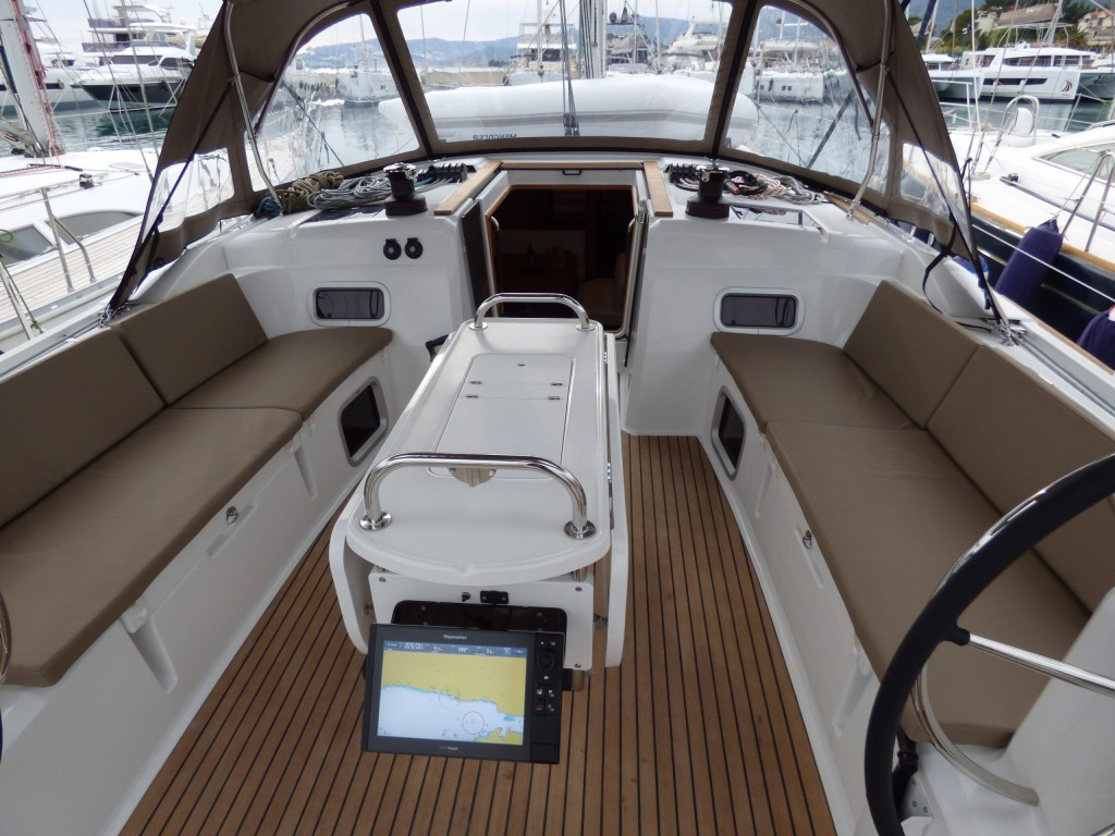 Yacht JEANNEAU - Sun Odyssey 519 "Geronimo"