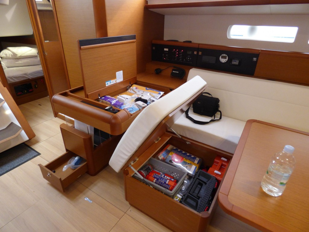 Yacht JEANNEAU - Sun Odyssey 519 "Geronimo"