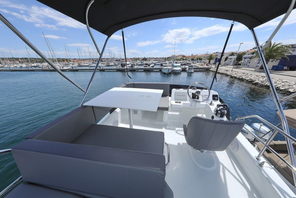 Yacht BENETEAU - Antares 11 Fly OB "Solis"
