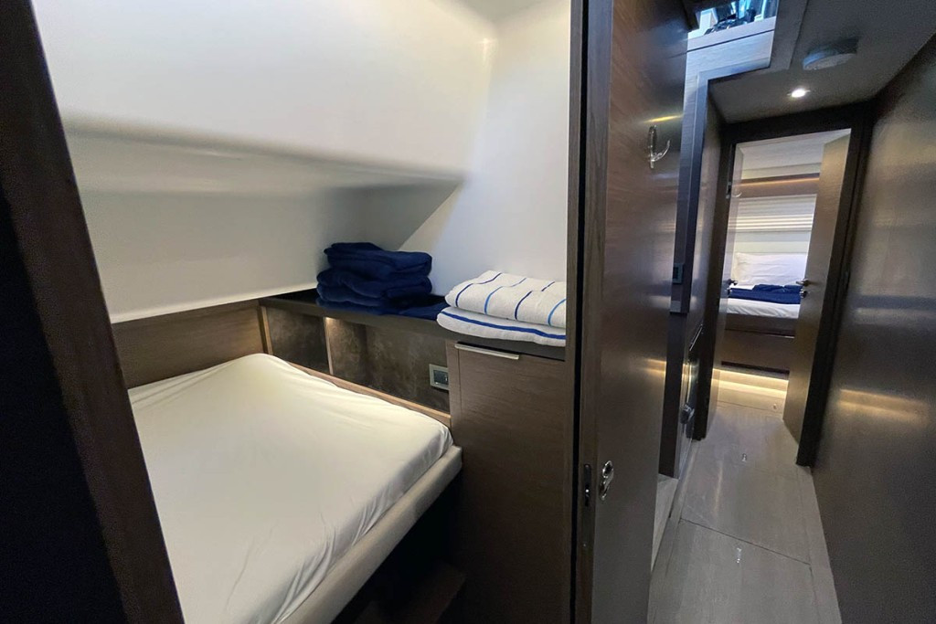 Yacht LAGOON - 50 "Ragnarök"