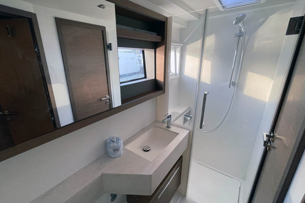 Yacht LAGOON - 50 "Ragnarök"