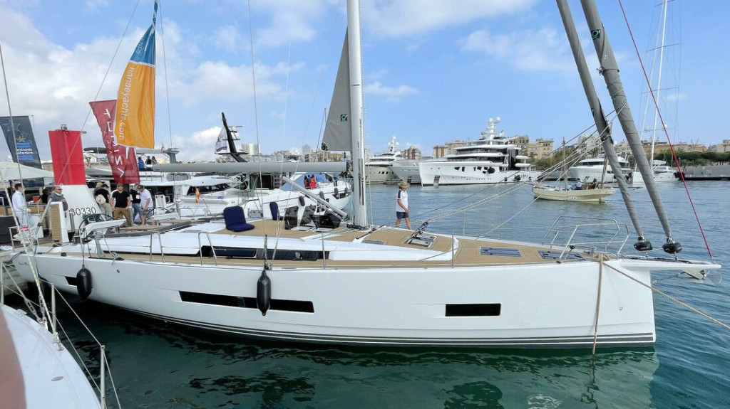 Yacht HANSE - 460 "White Pearl"