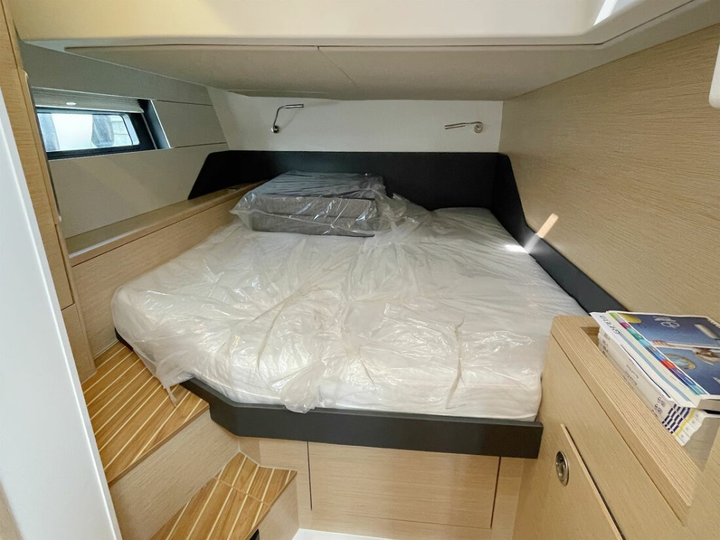 Yacht HANSE - 460 "White Pearl"