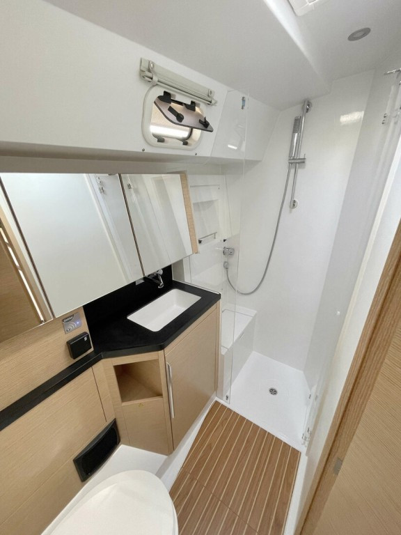 Yacht HANSE - 460 "White Pearl"