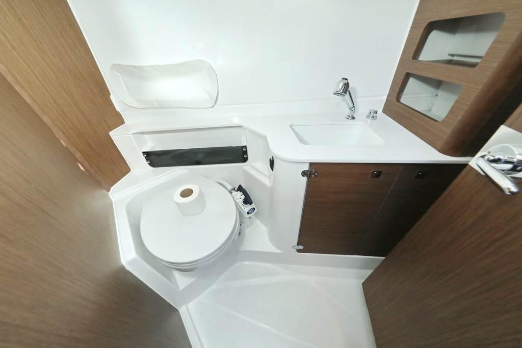 Yacht BENETEAU - Antares 9 OB "Freeya"