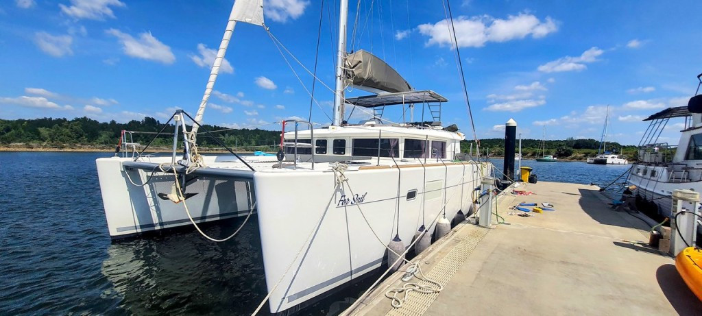 Yacht LAGOON - 450 F "For Sail"