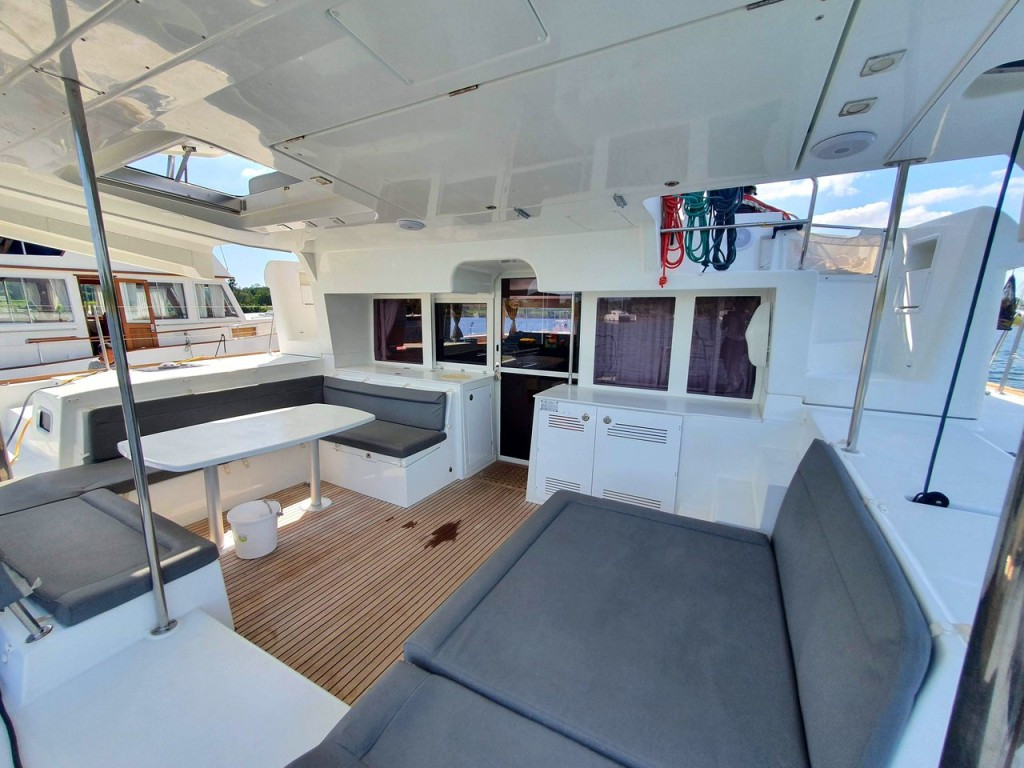 Yacht LAGOON - 450 F "For Sail"