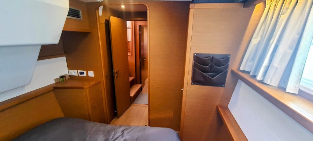 Yacht LAGOON - 450 F "For Sail"