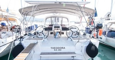 Yacht BENETEAU - Oceanis 51.1 "Theodora"
