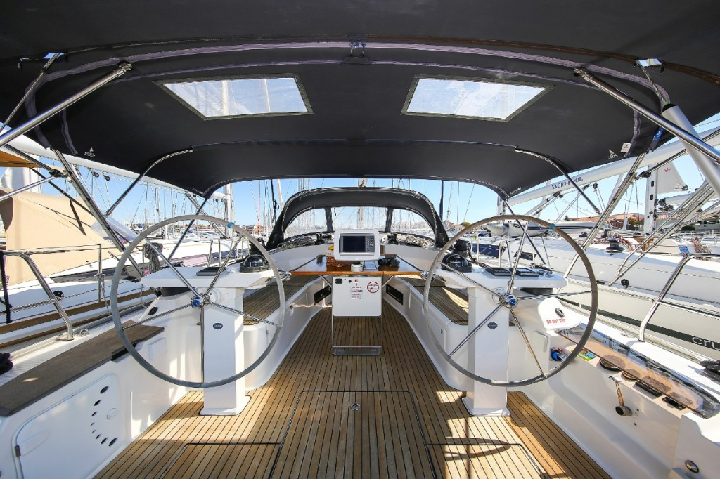 Yacht BAVARIA - Cruiser 45 "Wolke 7"