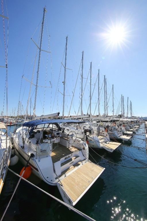 Yacht BAVARIA - Cruiser 45 "Wolke 7"